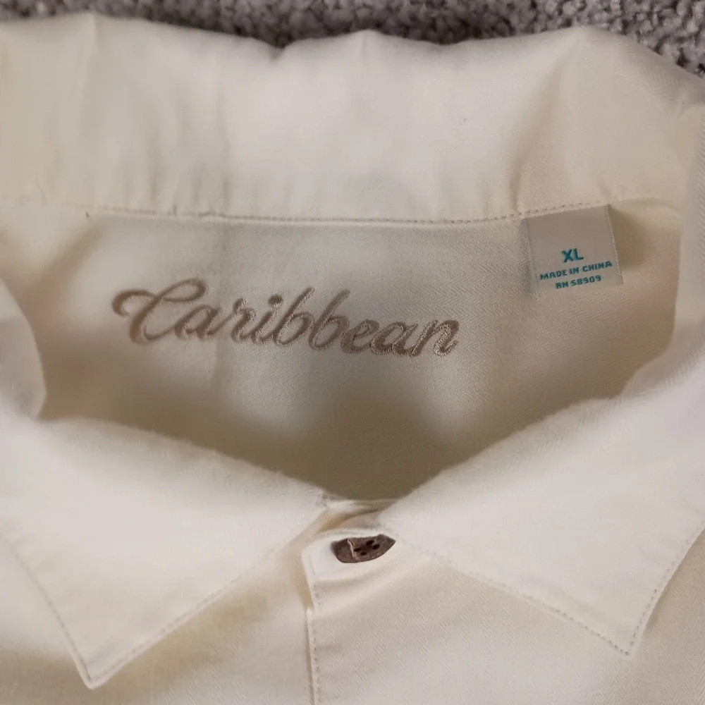 Caribbean XL Embroidered Parrot Mens Button Down Shirt - Picture 8 of 13